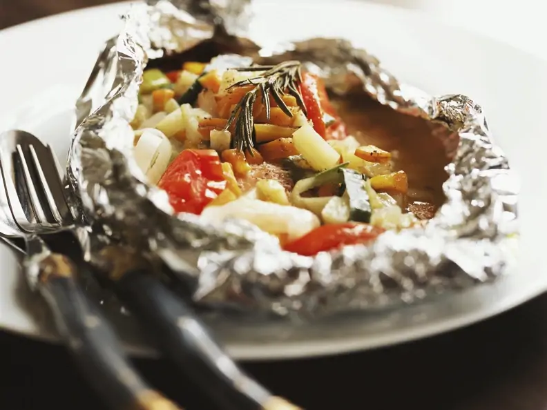 Folien-Lachs mit Gemüse
