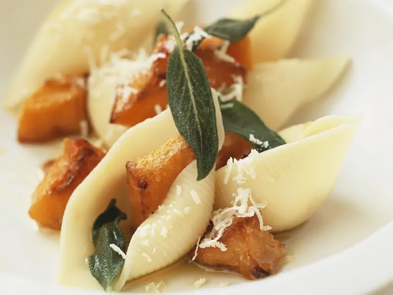 Pasta mit Kürbis und Salbei