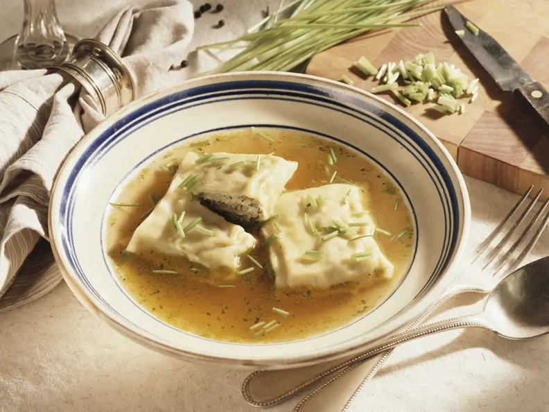 Brühe mit Maultaschen