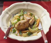 Hähnchen in Weißwein mit Kohlrabi und Karotten