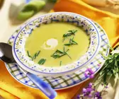 Kartoffelsuppe mit Zucchini