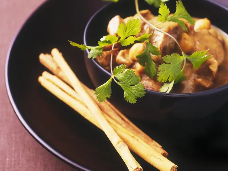 Apfel-Lamm-Topf mit Kichererbsen und Zimt