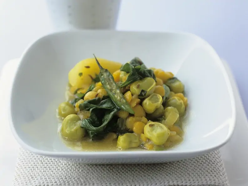 Dicke Bohnen-Kichererbsen-Topf mit Kümmelkartoffeln