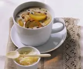 Cremige Linsensuppe mit Steinpilzen