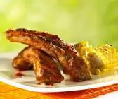 Rinderrippchen und Mais vom Grill