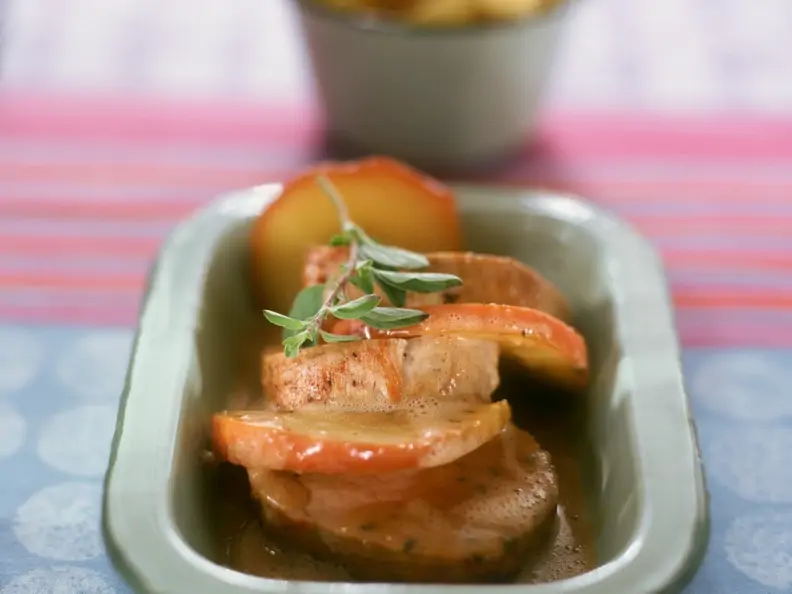 Schweinefilet mit Apfel