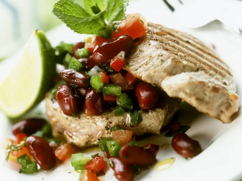 Thunfischsteak mit Kidneybohnen-Salat