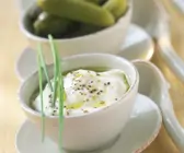 Sauerrahmdip mit Kräutern