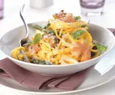Pasta mit Meeresfrüchten und Parmesan