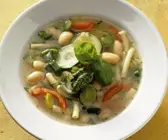Minestrone mit Pesto genovese