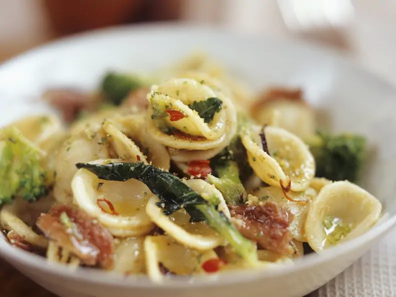 Pasta mit Brokkolisoße
