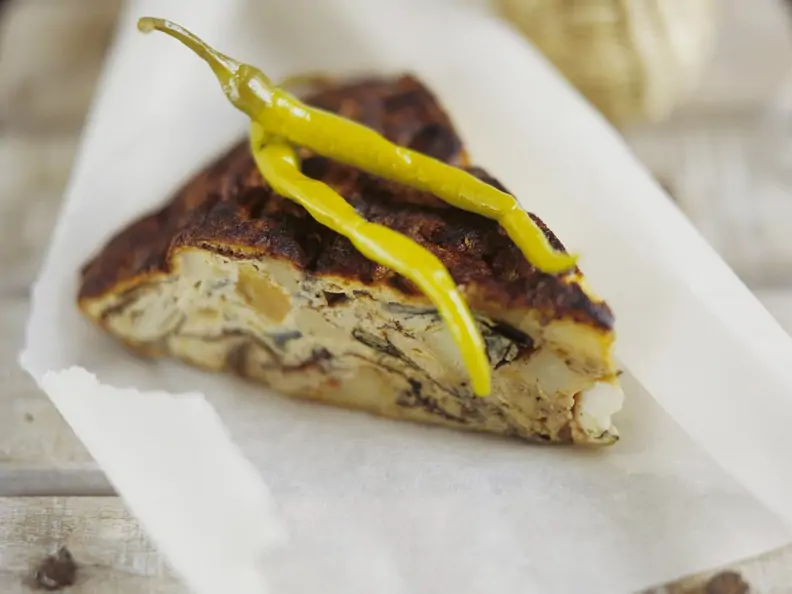 Tortilla mit Gemüse und Feta