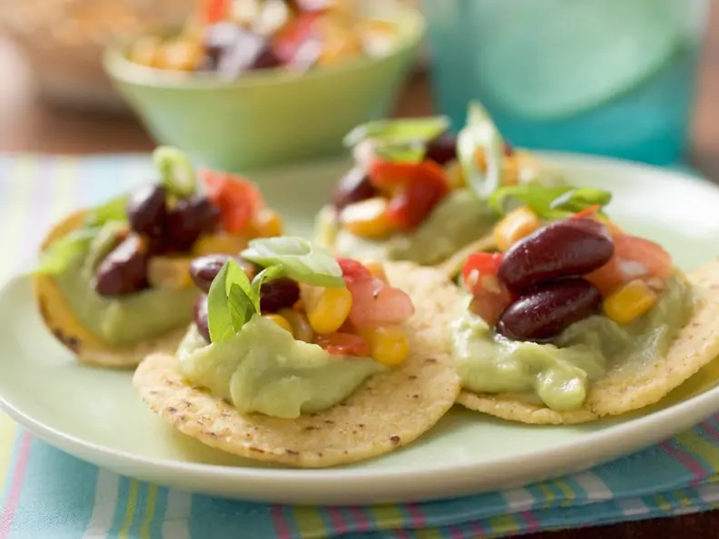 Nachos mit Avocadocreme
