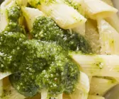 Pasta mit Pesto alla genovese