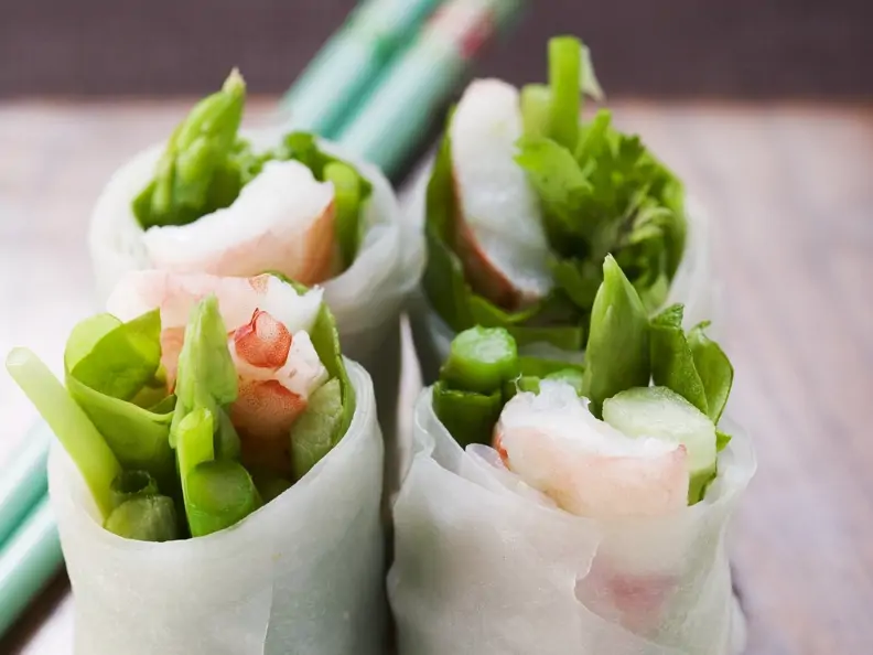 Spargel-Shrimps-Glücksrollen aus Vietnam