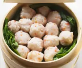 Gedämpfte Shrimpsbällchen auf Thai-Art