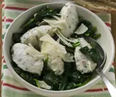 Ricotta-Gnocchi mit Mortadella dazu Blattspinat