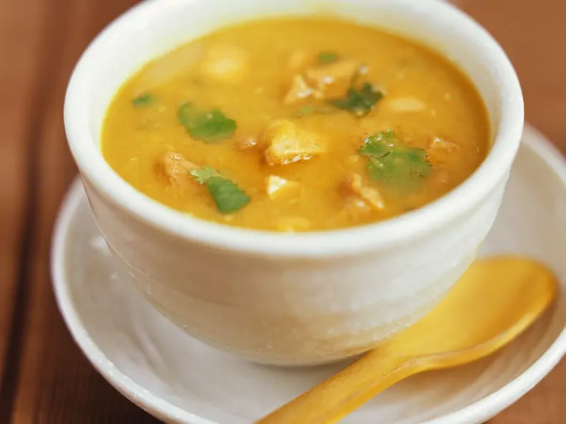 Hähnchen-Curry-Suppe (Mulligatawny Suppe)