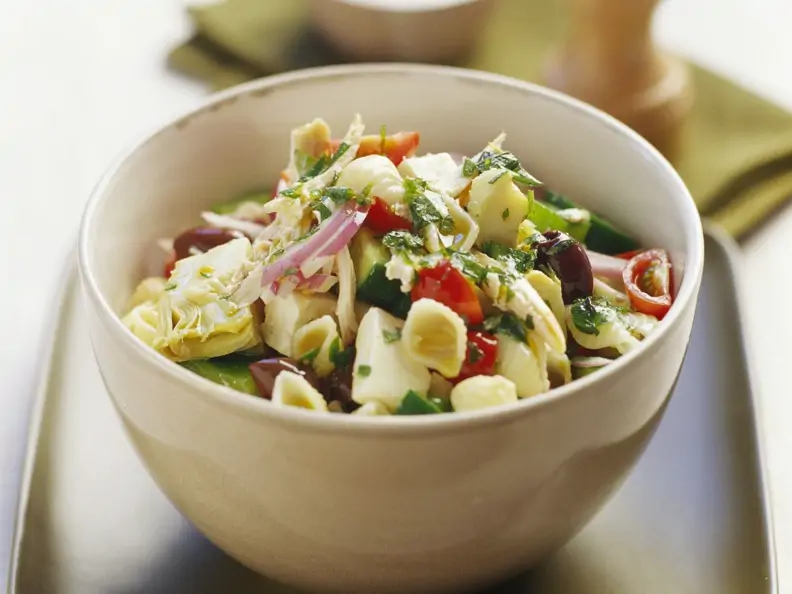 Pasta mit Sommergemüse und Minze