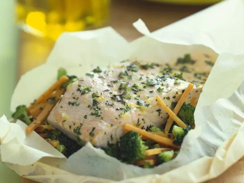 Lachs mit Gemüse en papilotte