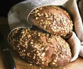 Vollkorn-Haferflocken-Brot