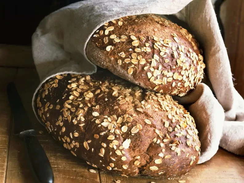 Vollkorn-Haferflocken-Brot