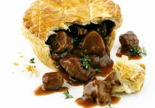 Fleischpastete auf englische Art (Steak Pie)