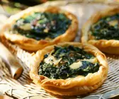 Kleine Spinat-Quiches