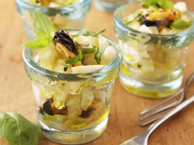 Miesmuschelsalat mit weißen Rüben