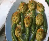 Zucchiniblüten mit Füllung