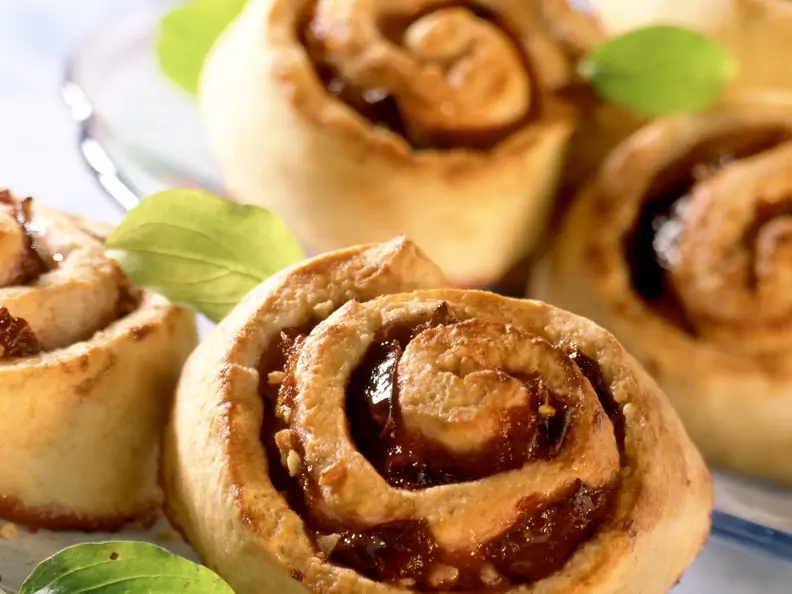 Zwetschgenschnecken aus Hefeteig