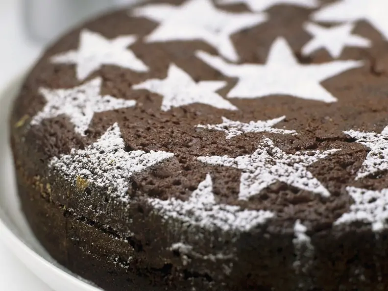 Schokoladenkuchen zu Weihnachten