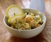 Kartoffel-Bohnen-Salat mit Calamari