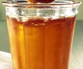 Quittengelee mit Zitronensaft