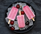 Kirsch-Joghurt-Popsicles