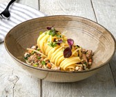 Spaghetti mit weißer Soja-Bolognese