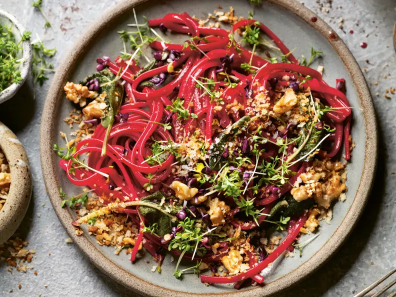 Rote Linguine