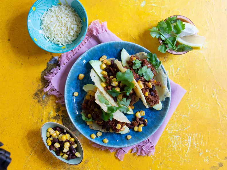 Low-Carb-Tacos mit Rinderhackfüllung