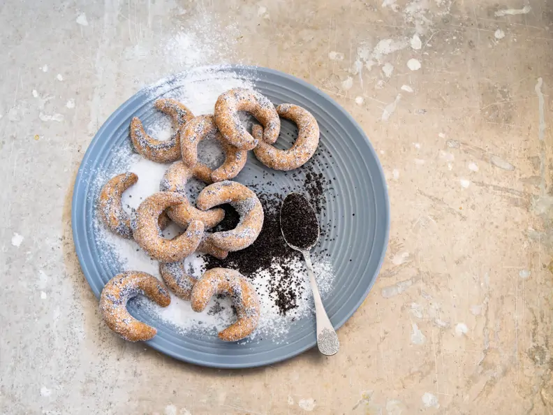 Chia-Mohn-Kipferl