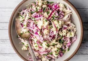 Krautsalat mit Rotkohl und Gorgonzola