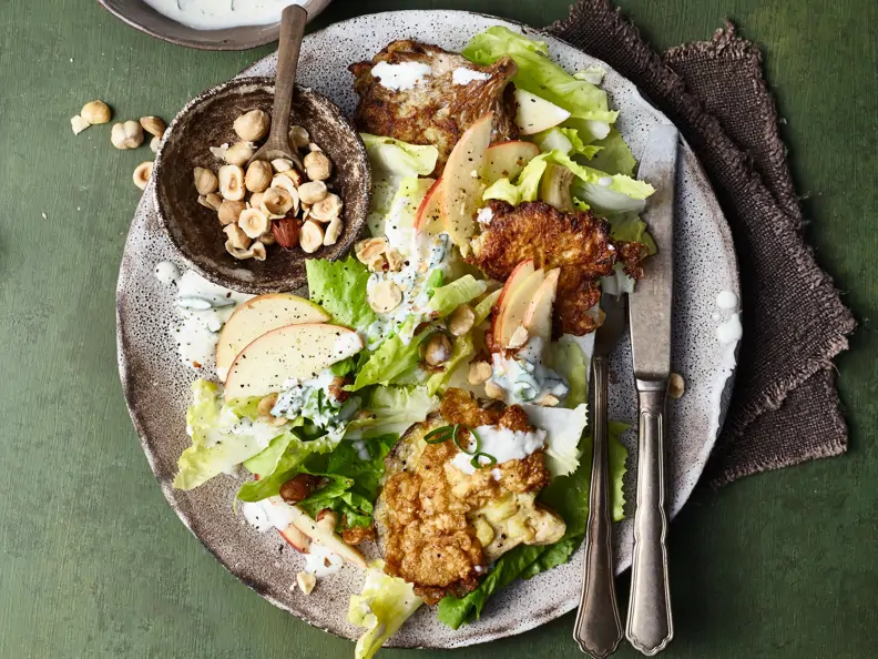 Gebratene Austernpilze mit Endivien-Apfel-Salat