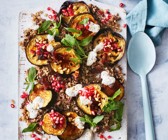 Auberginen auf Reis-Hackfleisch mit Granatapfel