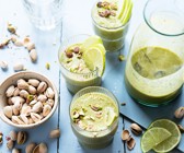 Grüner Pistazien-Smoothie