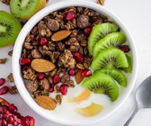 Frühstücksbowl mit ACTIVIA griechischer Art Honig