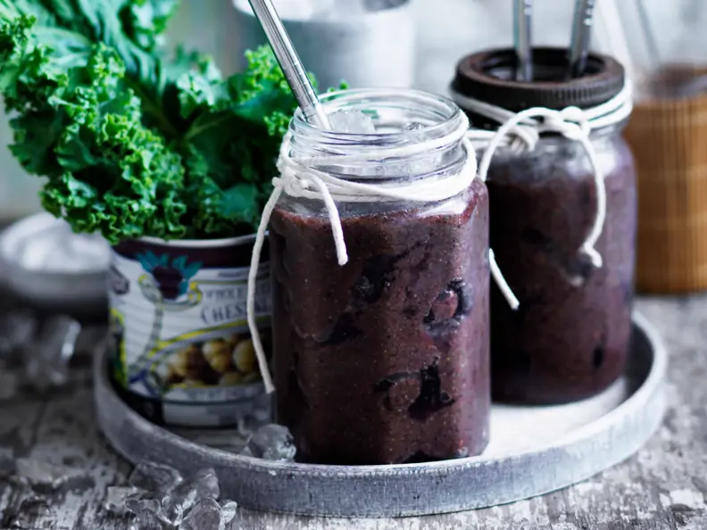 Bananen-Grünkohl-Smoothie