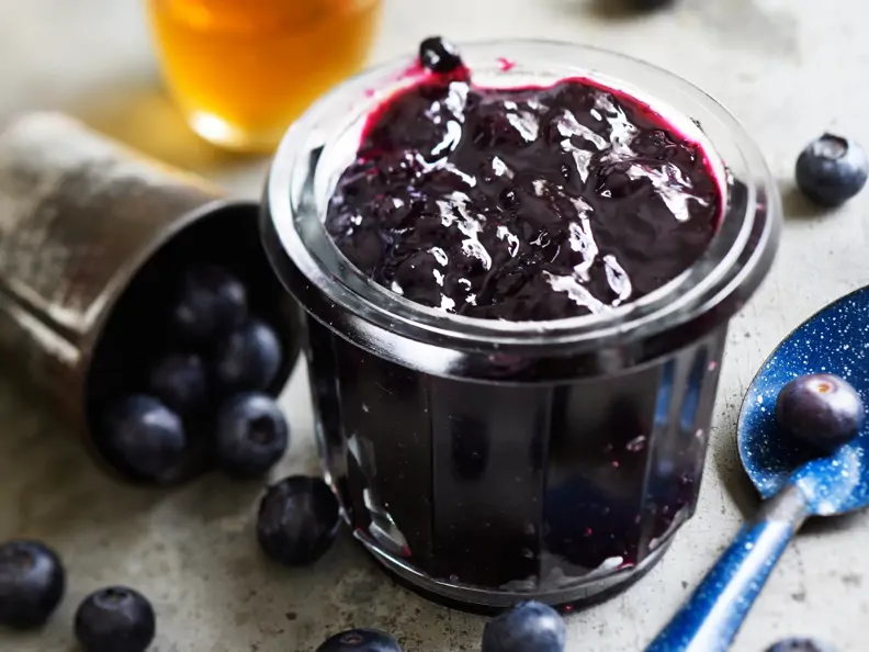 Heidelbeermarmelade mit Ahornsirup