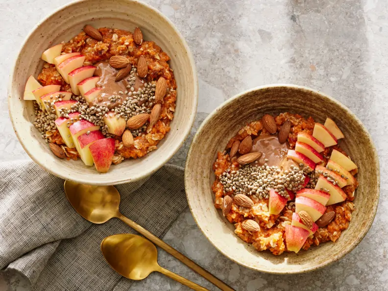 Apfel-Möhren-Porridge