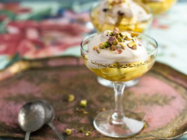 Mango-Dessert mit Chai-Creme