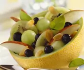Obstsalat mit Mandeln