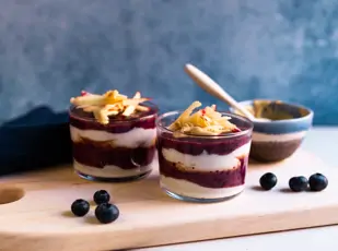 Heidelbeer-Cashew-Quark